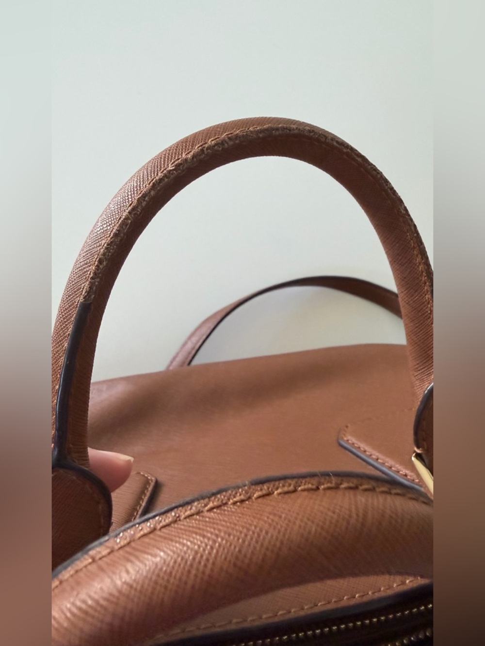 Michael Kors Tan Saffiano Leather Shoulder Bag with Gold Logo Charm - Picture 10 of 10